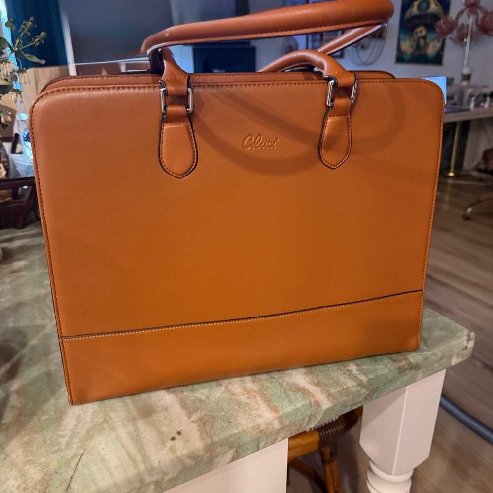 Cluci Brown Leather Women’s Briefcase.